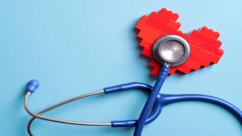 Un programme de prévention secondaire coordonné par une infirmière s'est révélé efficace après un syndrome coronaire aigu