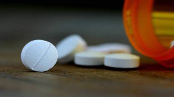 Aspirine en prévention primaire cardiovasculaire: un impact mitigé des recommandations plus restrictives