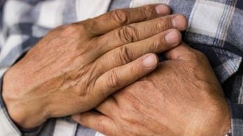 L'âge de survenue d'une maladie coronaire inversement corrélé au risque de démence