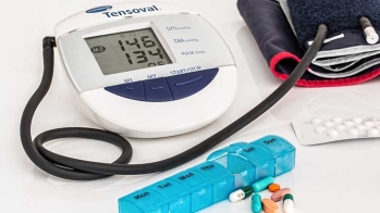 Le traitement de l'hypertension sans bénéfice chez les patients légèrement hypertendus sans facteur de risque