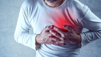 Le traitement de la carence martiale dans l’insuffisance cardiaque chronique : effet sur les symptômes, la tolérance à l’effort, la qualité de vie dans les grandes études.
