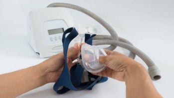 Bénéfice de la pression positive continue sur l'hypertension artérielle résistante chez des patients avec des apnées du sommeil