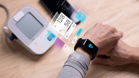 La montre connectée encore trop imprécise pour un dépistage généralisé de l'hypertension